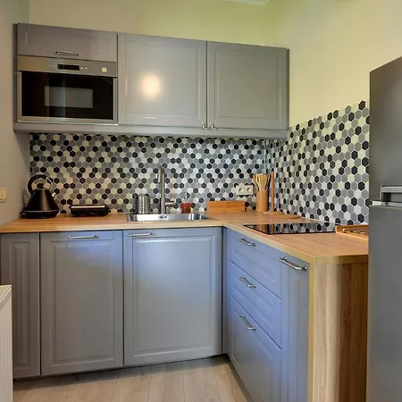 Sun Seasons 24 - Lesna Apartment