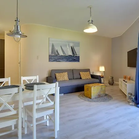 Sun Seasons 24 - Lesna Apartment *